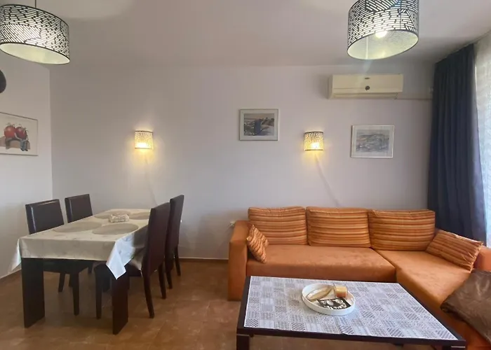 Apartment Bratanov Kasandra *