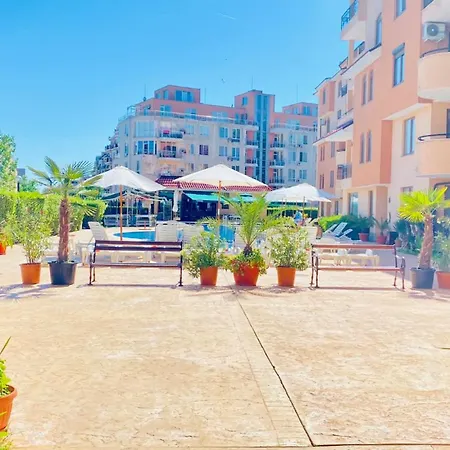 Apartament Bratanov Kasandra