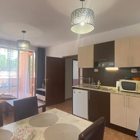 Bratanov Kasandra Apartment