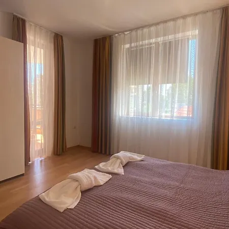아파트 Bratanov Kasandra Apartment
